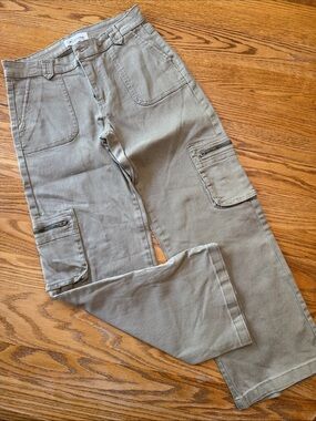 Celebrity Pink Wide-Leg Cargo Jeans
